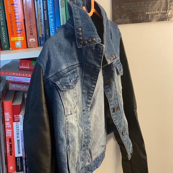 Jean Jacket - Picture 4 of 6